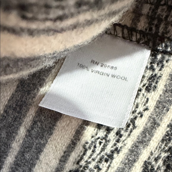 Vntg Pendleton Striped Black and Gray Jean Jacket 100% Virgin Wool Women Size M - Picture 6 of 8